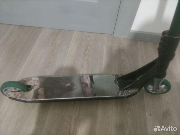 Продам самокат бу