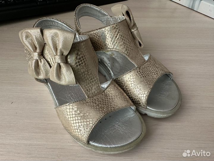 Босоножки для девочки