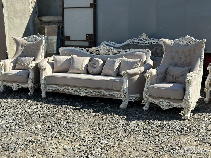 Диван и 2 кресла