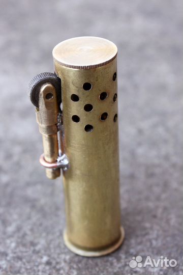 Бензиновая зажигалка