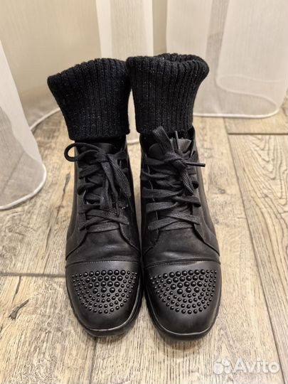 Ботинки женские зимние