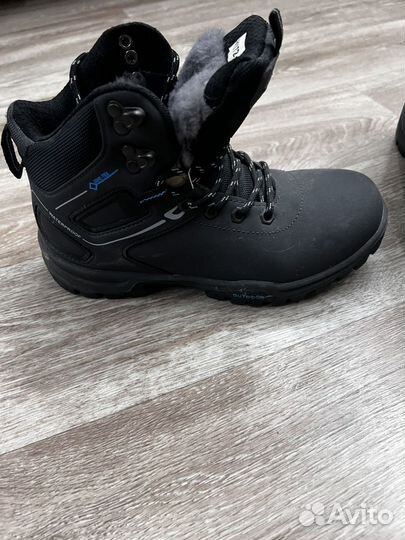 Ботинки женские зимние