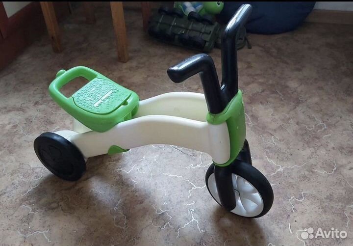 Беговел chillafish bunzi