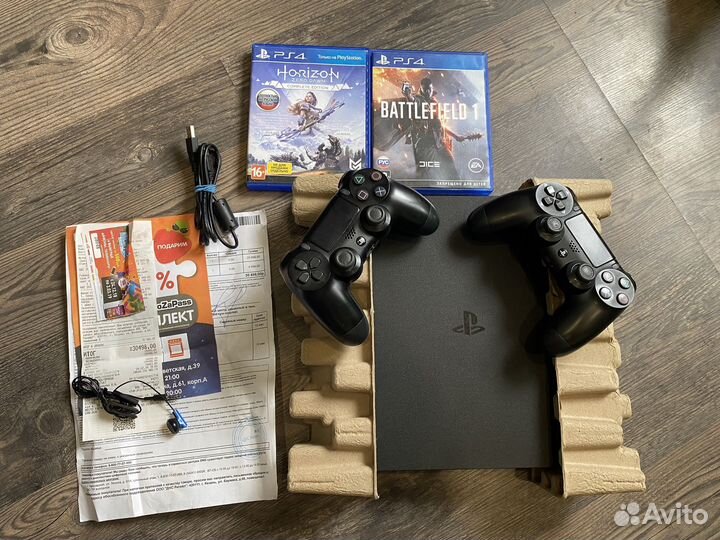 Sony PS4 slim 1tb