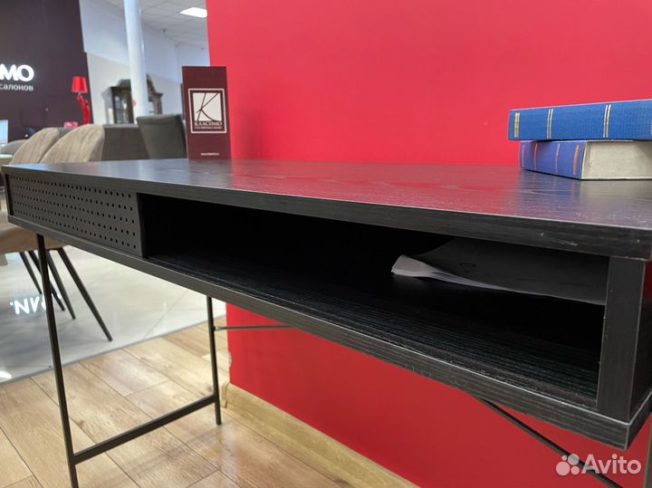 Стол письменный Angus