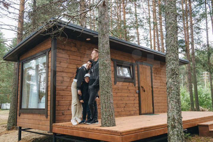 Дом 20 м² на участке 1,7 га