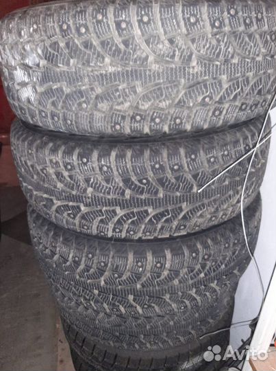 Hankook Winter I'Pike 225/60 R17