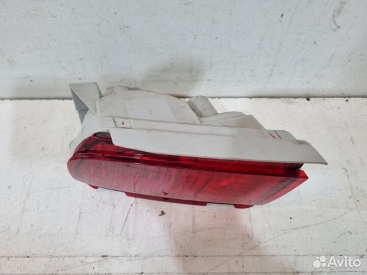 Фонарь противотуманный задний левый Toyota Land