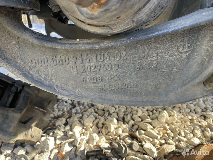 Кронштейн пневморессоры правый Daf XF106