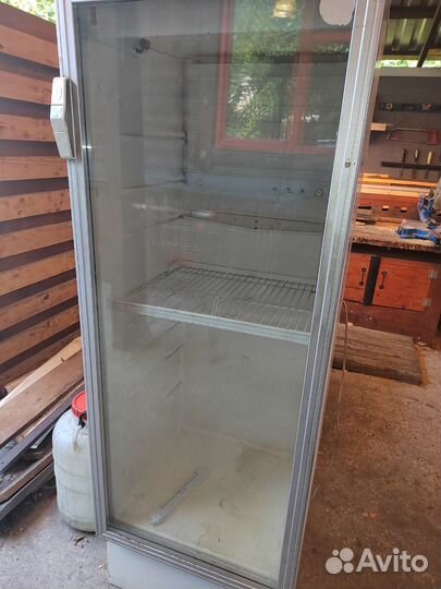 Холодильник Бирюса 310 витрина