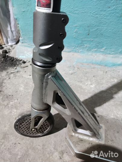 Трюковой самокат стрит