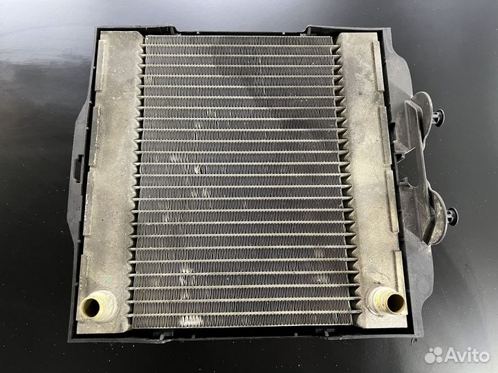Дополнительный радиатор BMW F01 F07 F10 F18 F12 F0