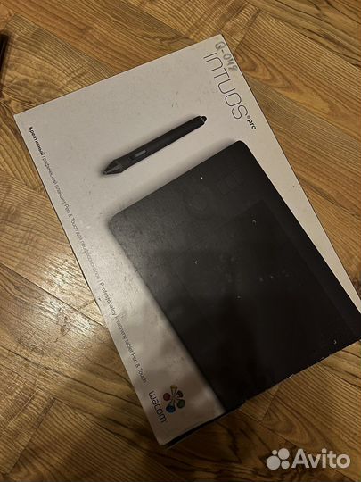 Графический планшет wacom intuos pro small