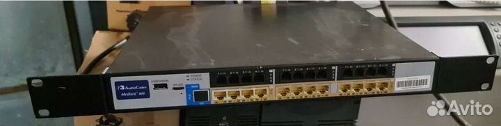 Mediant 800 msbr - это медиа-шлюз фиксированной