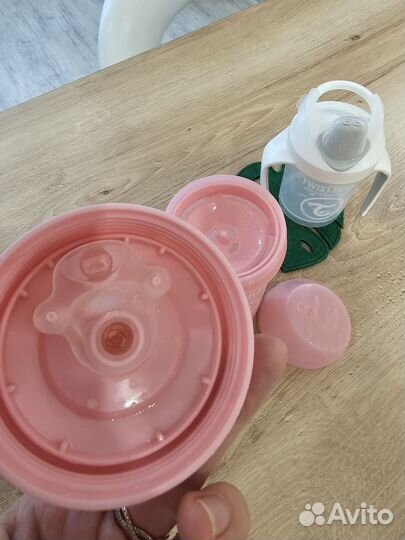 Поильник twistshake