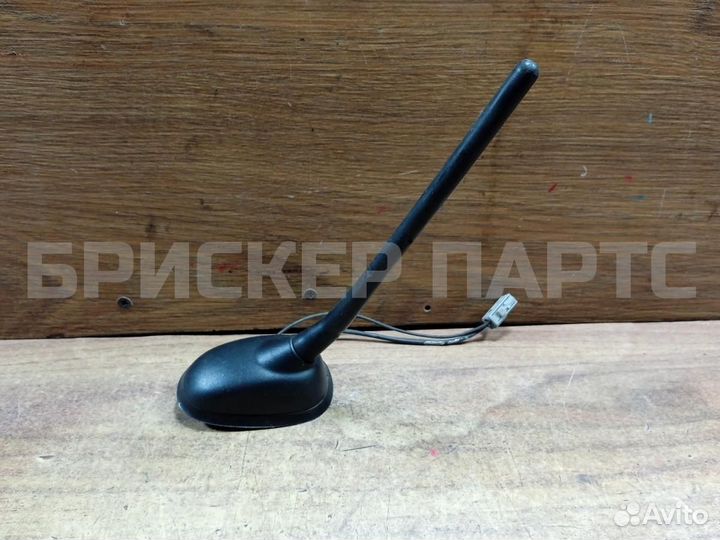 Антенна Сузуки Свифт 3 RS