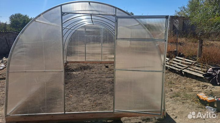 Теплицы из поликарбоната