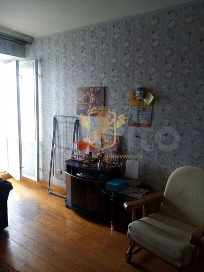 Комната 24 м² в 4-к., 10/10 эт.