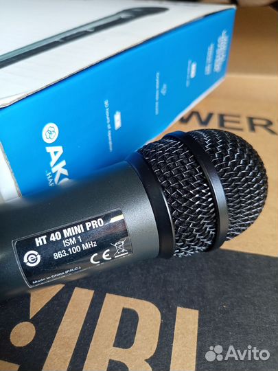 Радиомикрофон AKG