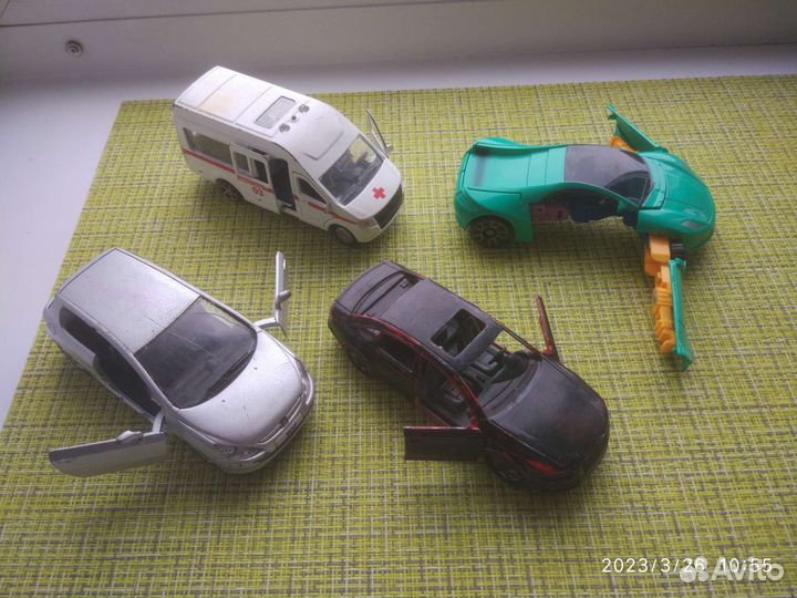 Модели автомобилей и военной техники