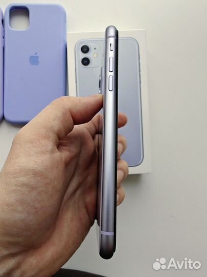 iPhone 11, 64 ГБ