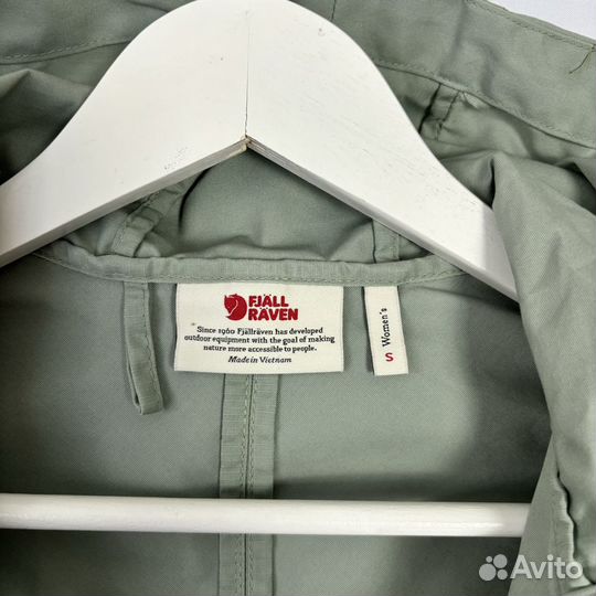 Ветровка Fjallraven stina jacket