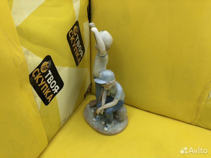 М.1452 Фарфор 1989г Poul Sebastian