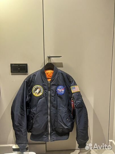 Бомбер alpha industries