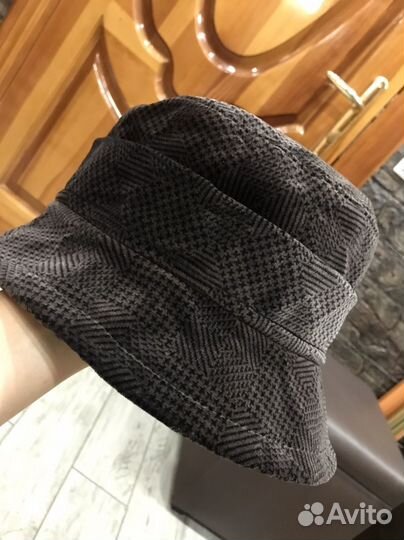 Шляпа с утерлением (Франция)