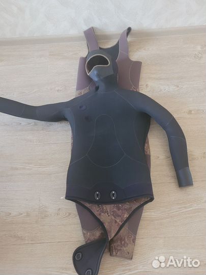 Гидрокостюм 9 мм
