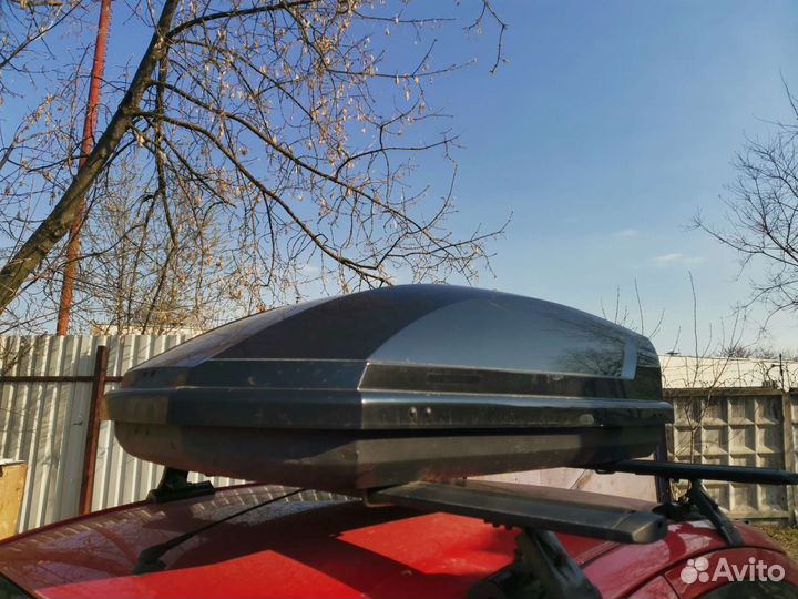 Автобокс Neumann в комплекте с автобагажником