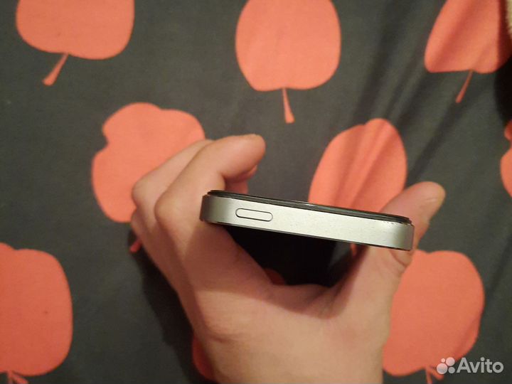 iPhone 5S, 16 ГБ