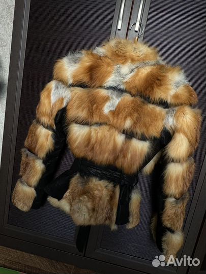 Шубка из натуральной лисы