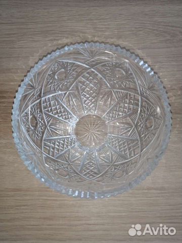 Хрустальная ваза