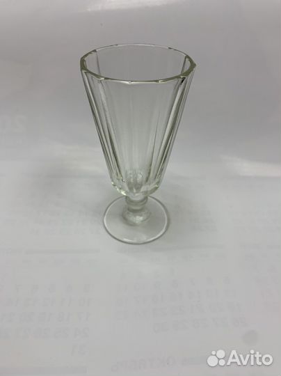 Лафитник. Стекло. Старинный. Граненая рюмка