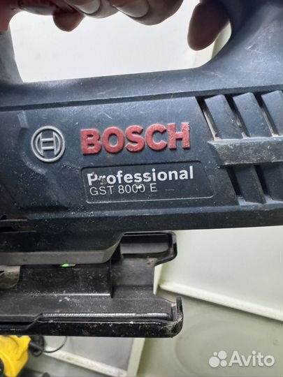 Электролобзик Bosh Professional GST 8000 E