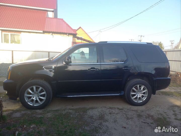 Cadillac Escalade 6.2 AT, 2008, 309 000 км