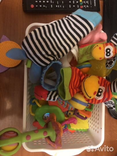 Игрушки погремушки