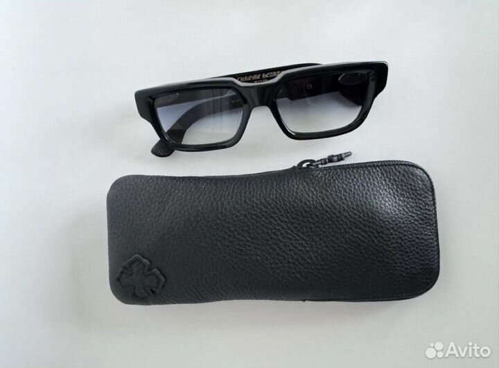 Солнцезащитные очки Chrome Hearts