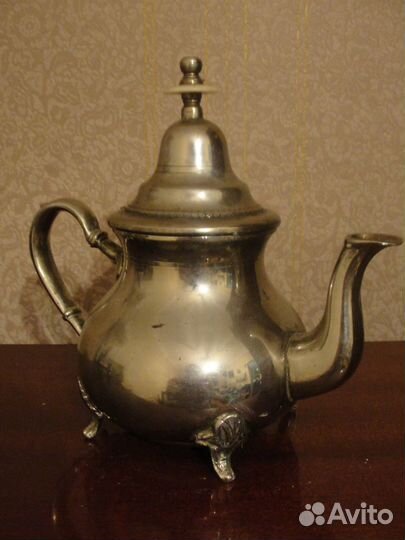 Чайники коллекционные разные