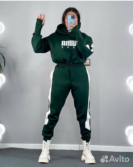 Женский тёплые спортивный костюм на флисе