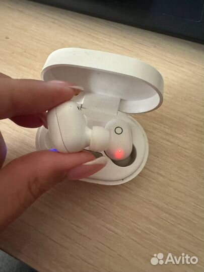 Беспроводные наушники