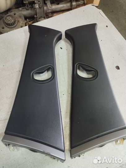 Накладка центральной стойки верхняя BMW 7 E65 бмв