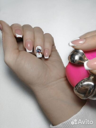 Наращивание ногтей