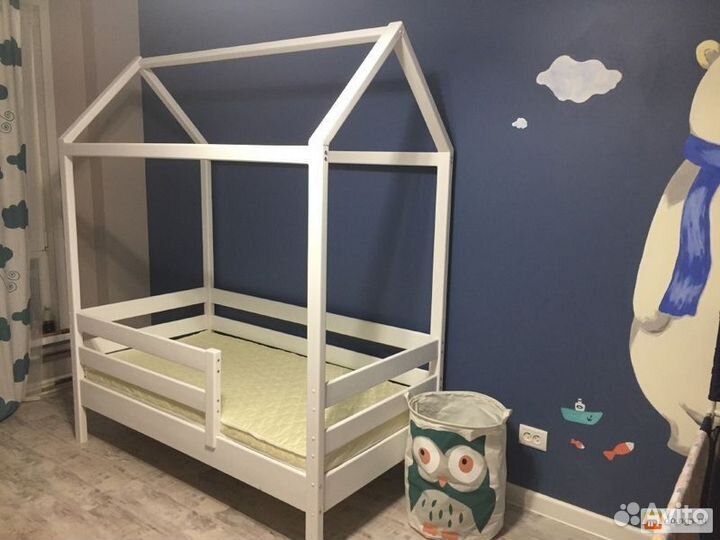 Кроватка детская с бортиком домик из натурального