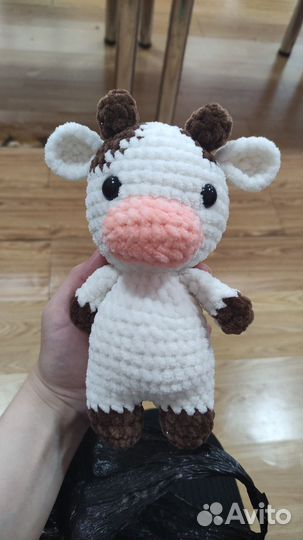 Коровка плюшевая