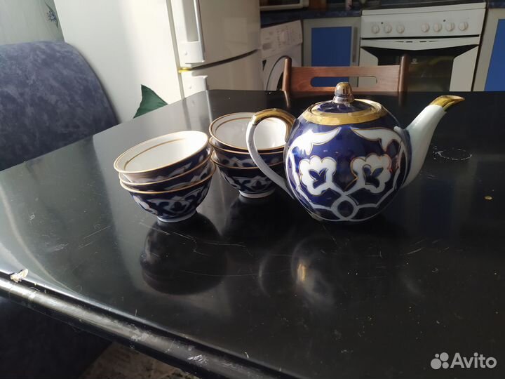 Чайный сервиз на 6 персон (чайник и 6 пиал) Пахта