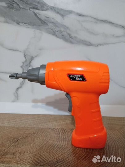 Шуруповерт игрушечный