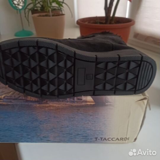 Зимние женские ботинки 39