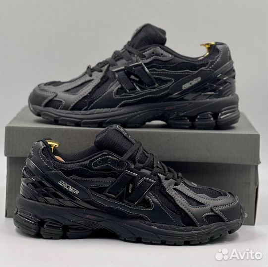 Стильные кроссовки New Balance 1906